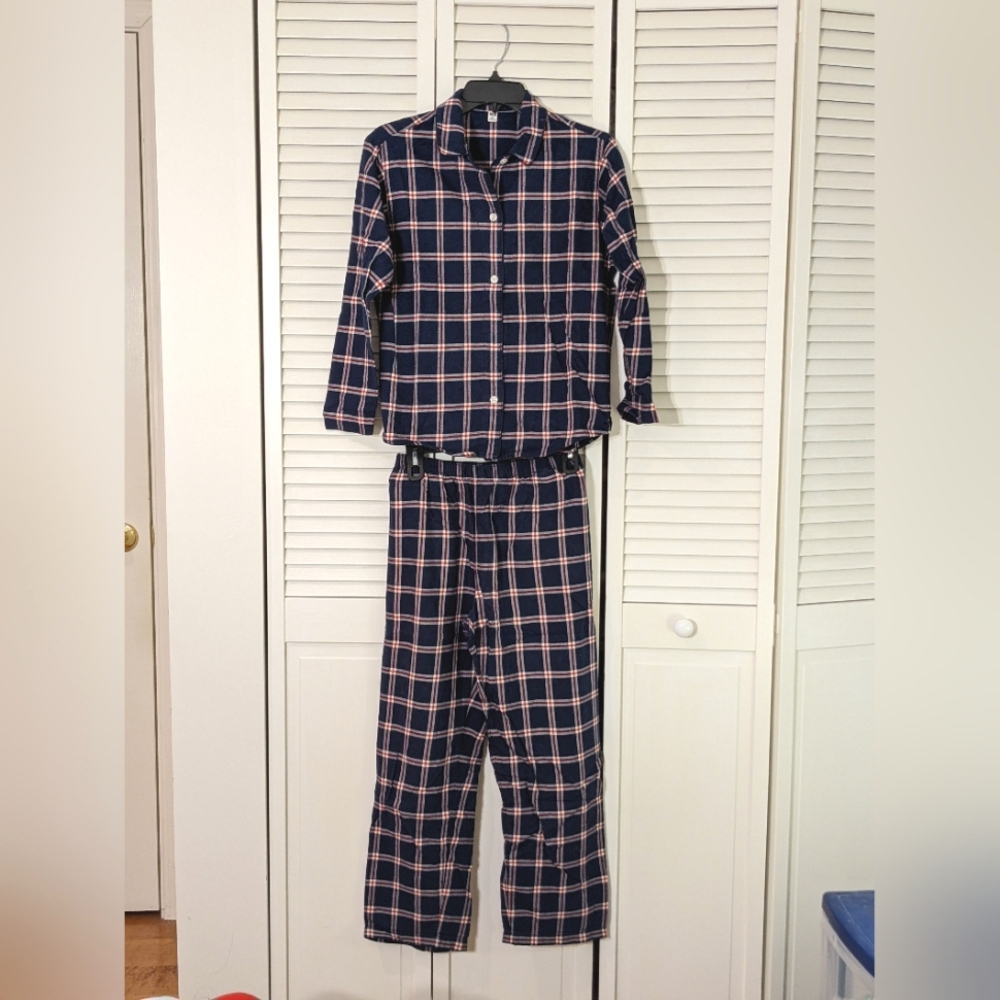 Uniqlo Flannel Pajama Set
